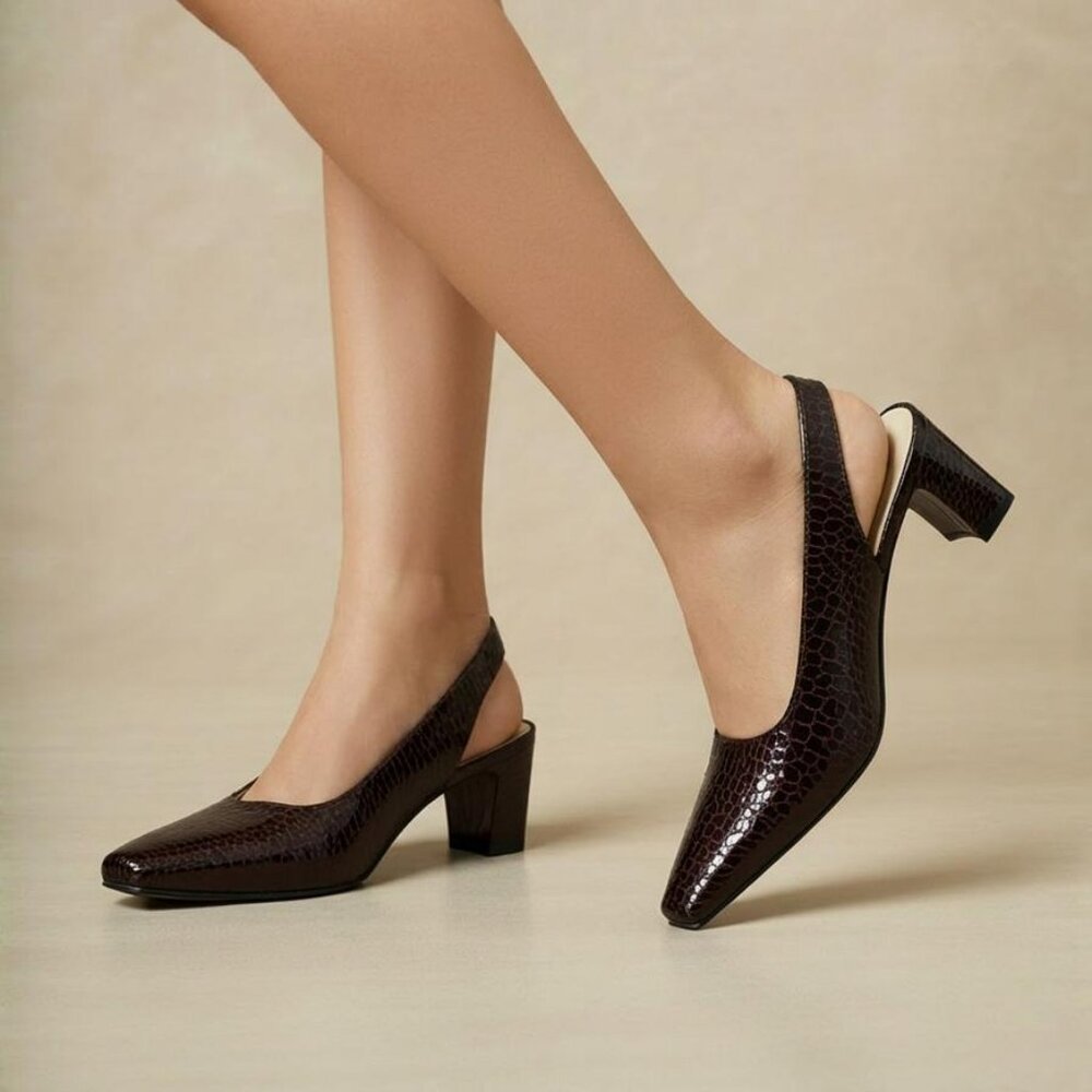 Delman Old Money Brown Croc Alligator Patent Leather Slingbacks Pumps Heels 7